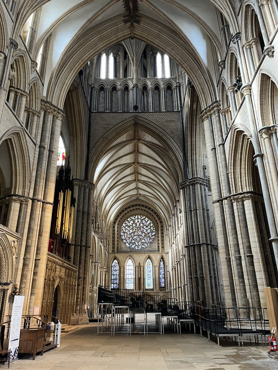 The stage is set for Day 2 🎓@BGULincoln <a href="/LincsCathedral/">Lincoln Cathedral</a> #graduation
