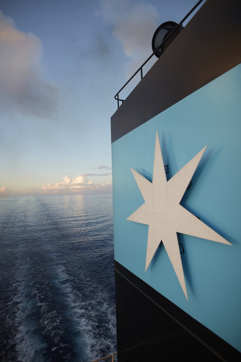 Maersk's tweet photo. The world´s first #containervessel operating on green methanol paves the way for a greener future💚
Currently in Singapore and bound for Copenhagen, the vessel is setting sail on its maiden voyage🚢👏
Learn more: https://t.co/jBBFrM8KGP
#Maersk #Allthewaytozero #Decarbonization https://t.co/ru8gSw4pvS
