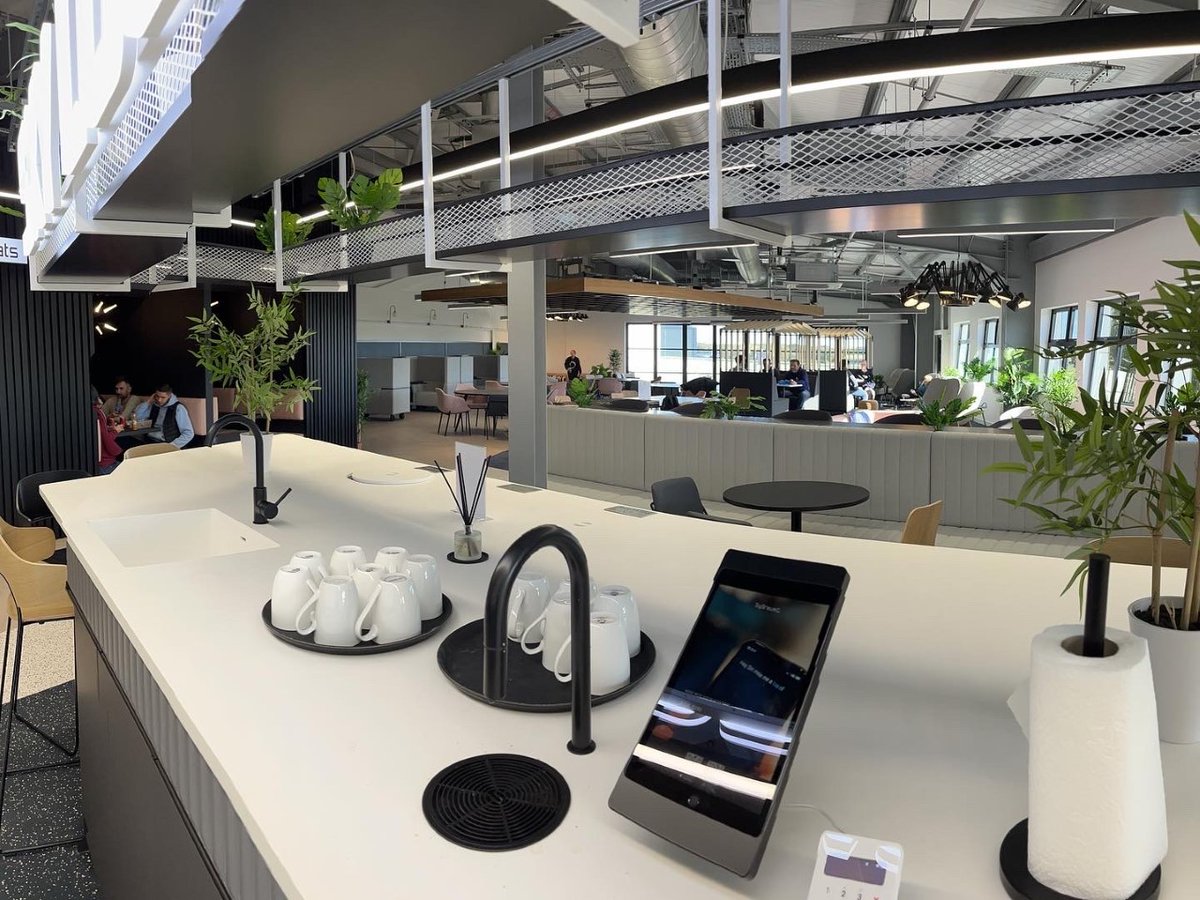 SmartBaseUK's tweet photo. Struggling to focus during the school holidays? Why not book a day pass with us for just £24.00 incl. VAT

Book here:- https://t.co/9tvcaXQkve

#coworkingspace #christchurch #dorset #bournemouth https://t.co/vDuQHx4Xer