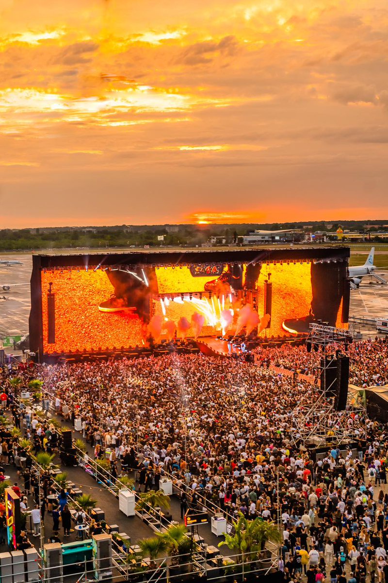 Saga23 main stage was lit. 🔥

Can't wait to see next year's! 👀