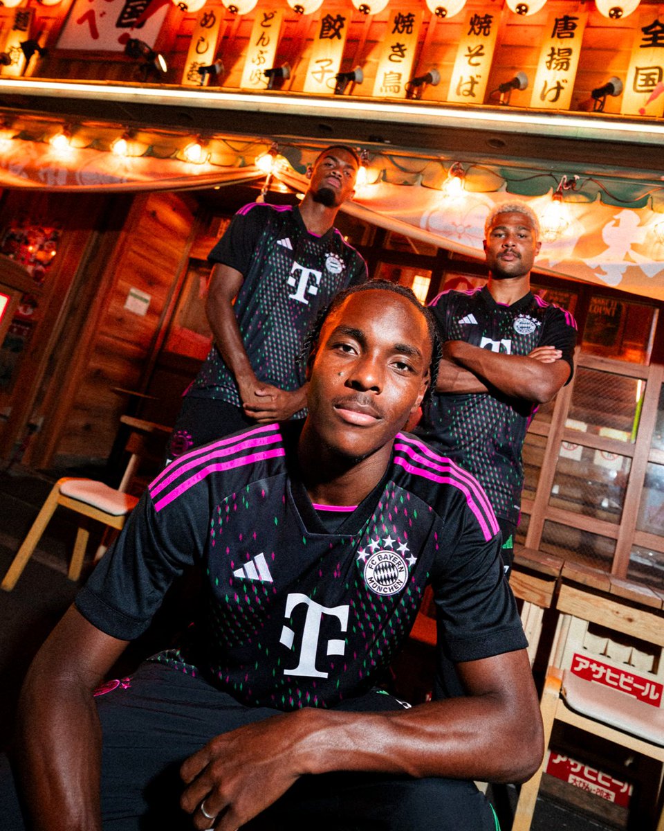 Bayern Munich's new away kit is here 🤩