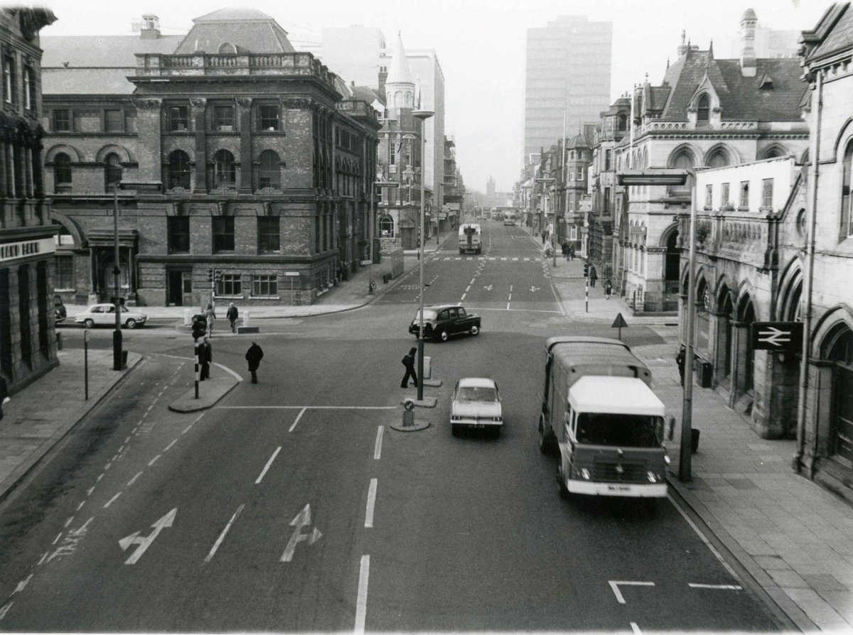 Who’s coming to Middlesbrough’s #HiStreetFest this weekend?
We’re looking forward to the parade that'll be going through historic parts of the town. These two images show Albert Road and Exchange Square in the 1970s #ThrowbackThursday