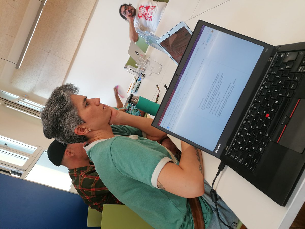 I com s'aconsegueix muntar aquest #festivalcomunitari?📣

Amb hores i hores de reunions i autogestió de la Plenària de l'AccióCulturaViva. 

Gràcies a totes les entitats i persones que hi formeu part.🙃