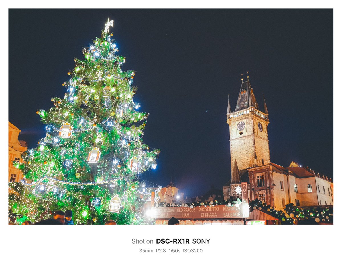 ut_assocprof's tweet photo. Christmas Market, Czech🇨🇿 https://t.co/e5crl6sUiq