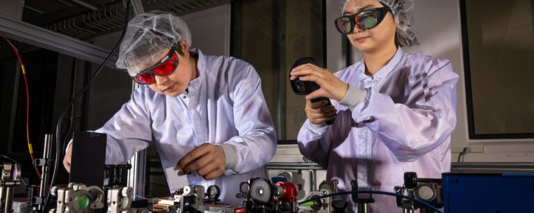 Ultrafast laser technique holds promise for fusion discoveries:

lasersystemseurope.com/article/ultraf…

<a href="/BerkeleyLab/">Berkeley Lab</a>