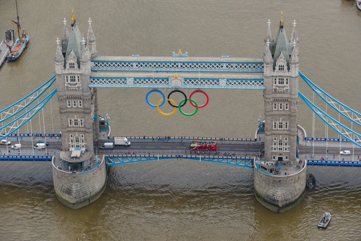 Tower Bridge tweet media