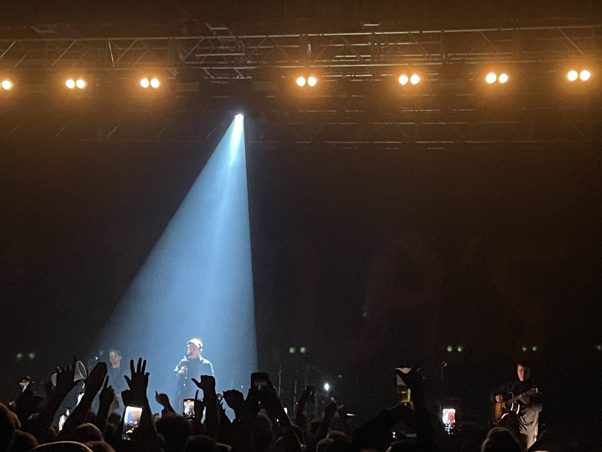 TMCharlie's tweet photo. @dmasmusic @dmasmusic #dmas #grimsby @GrimsbyAud 260723 #howmanydreams tour https://t.co/4hOGImJerT