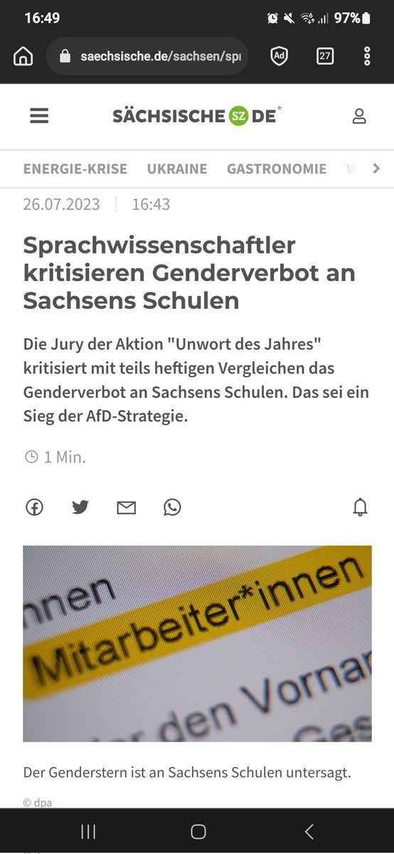 In ungewöhnlich heftiger Weise hat die Jury der Aktion "Unwort des Jahres" auf die jüngste Ausweitung des #Genderverbots an #sächsischen #Schulen reagiert. Das Untersagen des #Genderns auch für Kooperationspartner stelle ein "#Sprachverbot" dar und sei "#antidemokratisch".