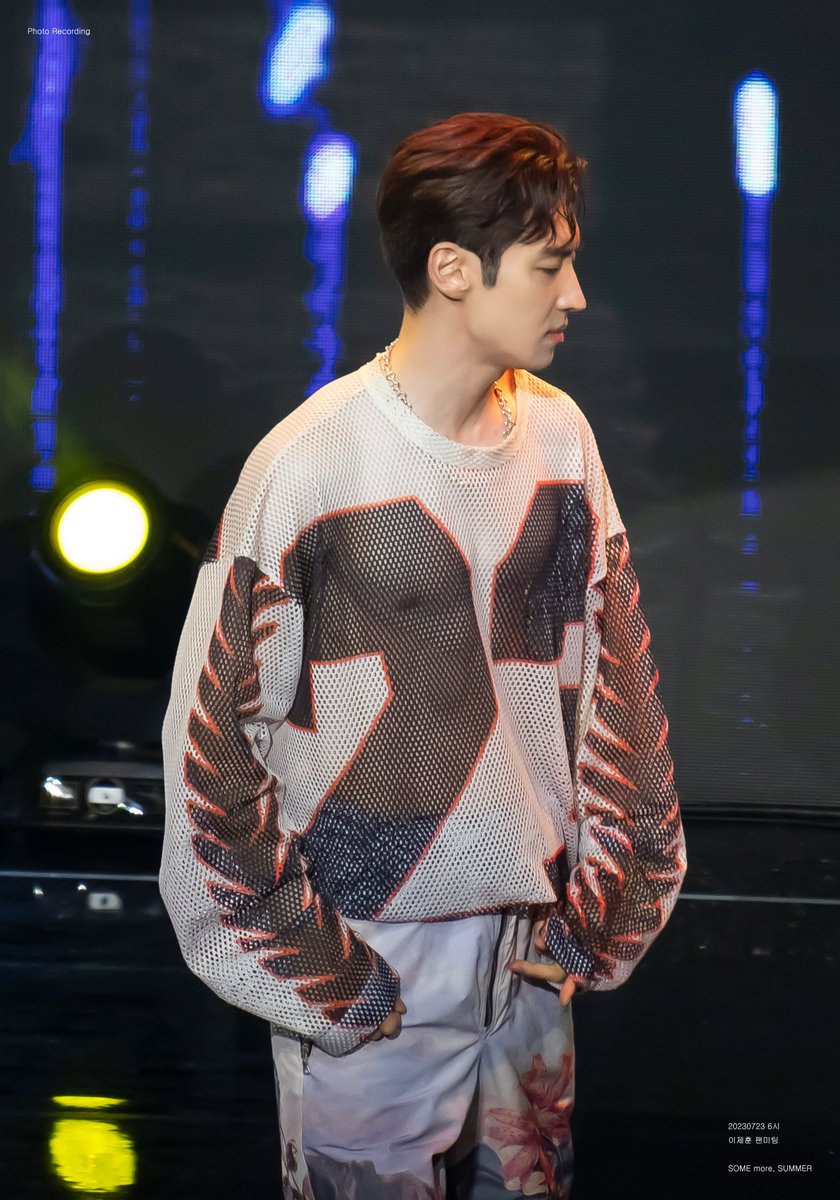 simpforjehoon's tweet photo. THIS JEHOON 

https://t.co/siN7KCv7Jt