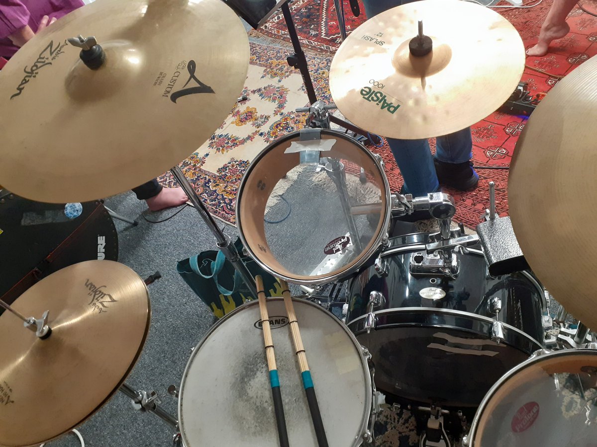 BroadMillStream's tweet image. Tewkesbury Live here we come. Our own blend of fine folk rock. #folkrock #Folkband #tewkesburylive #tewkesbury #thebelltewkesbury #musicfestival #livemusic