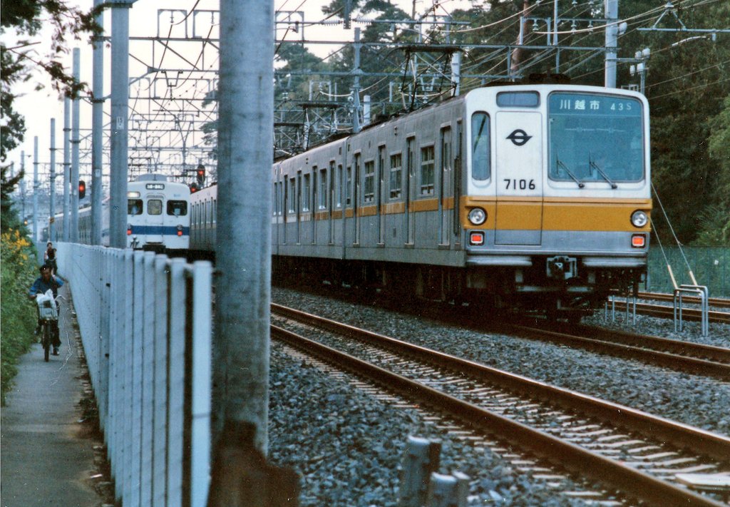 TOBU2003_2006's tweet photo. 【H氏のアルバムより】
帝都高速度交通営団 7000系 7106編成 
43S 川越市 行 https://t.co/z9Xt5HIpXA