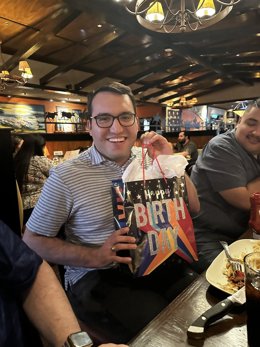 DanielleBandaTV's tweet photo. HAPPY #BIRTHDAY to our CBS 4 Anchor, #MarcoRamirez 🎂🎉 (…even though he forced me to go throw his b-day dinner at a steakhouse… despite knowing I’m a #vegan 😐) LOL 

#TvHost #ExecutiveProducer #DanielleBandaTV #EntertainmentTV #DanBanFam 

✅ YOUTUBE: @daniellebandatv https://t.co/KvWfuywIfR