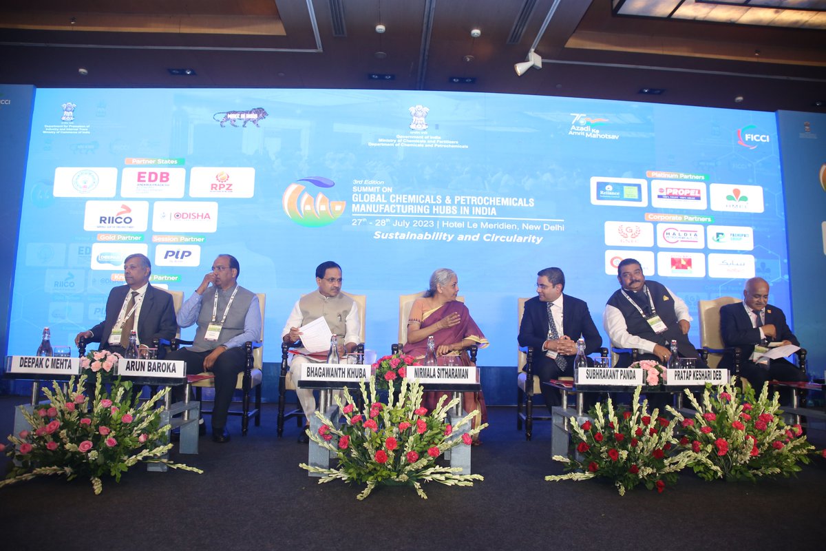 ficci_india's tweet photo. 3rd edition of Global Chemicals and Petrochemicals Manufacturing Hubs in India begins at Hotel Le Meridien, New Delhi.   

#GCPMH2023

Watch live at  https://t.co/JfvWM5Q2rT https://t.co/vTgtxqHgHC