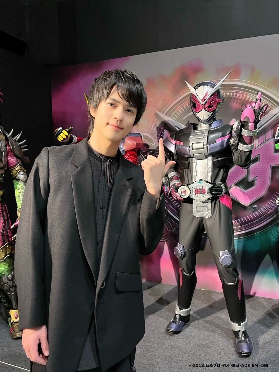 kr50_exhibition's tweet photo. 📷プレゼントキャンペーン📷
#THE仮面ライダー展 大阪スペシャルアンバサダー
#奥野壮さん 直筆サイン入りポスターを抽選で5名様にプレゼント！

▼応募方法 
①@kr50_exhibitionをフォロー 
② この投稿をRT ＜〆切：8/6(日)23:59＞
 当選者にはDMでご連絡します。

皆様のご応募お待ちしてます！ https://t.co/i5uy8sWVY1