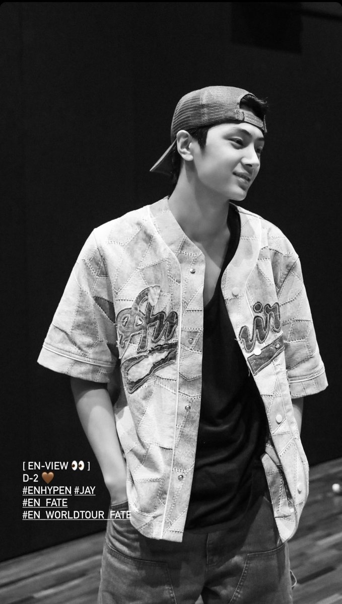 enhypenupdates's tweet image. [INSTAGRAM] 230727

“[ EN-VIEW 👀 ]
D-2 🤎
#ENHYPEN #EN_FATE #EN_WORLDTOUR_FATE”

(1/2)

@ENHYPEN_members @ENHYPEN #엔하이픈