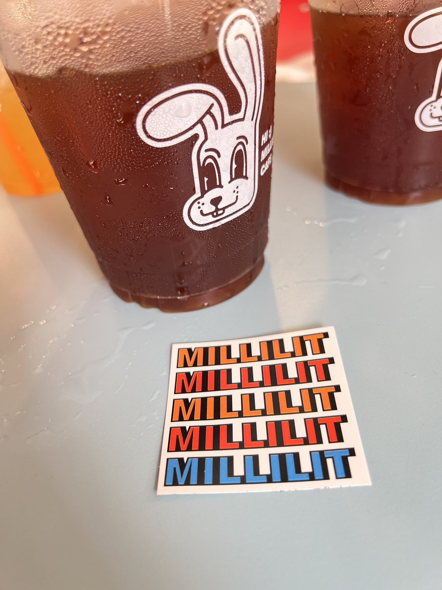 almsniper88's tweet photo. สายคาเฟ่ห้ามพลาด ร้านเปิดใหม่ย่านช้างม่อย #millilitcafe โทนสีส้มครีม มุมถ่ายรูปเยอะ หลายมุมให้เลือก กาแฟอร่อย เหมาะสำหรับคนชอบทำคอนเท้นคาเฟ่แบบผม จัดเลยยย #changmoi #reviewchiangmai #chiangmai #cafe https://t.co/IcdZmQw2W1