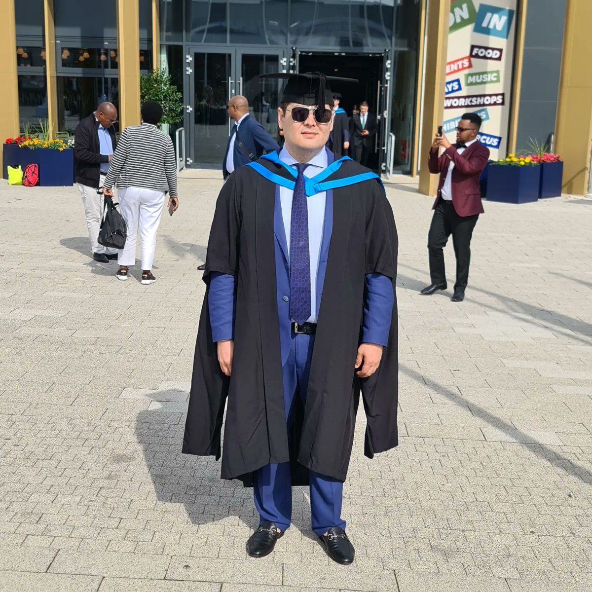 Asset_Akhmet's tweet photo. Warwick University graduation 1 year ago on this day. United Kingdom, Coventry city https://t.co/M8LDp11EZO