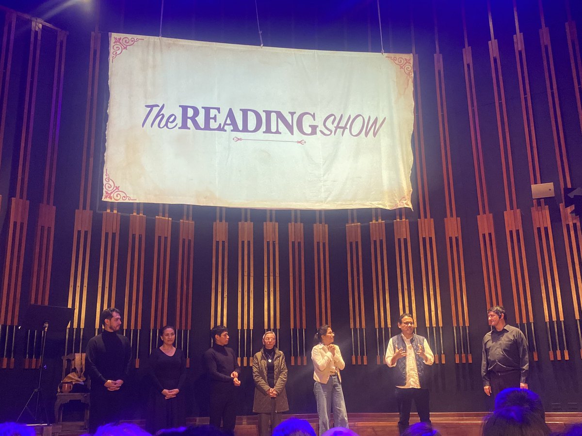 ShowReading tweet picture