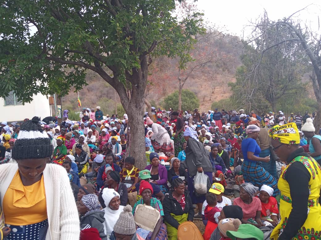 DistrictNy61962's tweet photo. Nyanga North yesterday held a Women's league star rally @RuwangweGreenDoors.Kana chifodya azviona akazvibvuma kuti tisu tine chaunga.Famba Chido Sanyatwe famba 
#EDpfeeeee
#votED
#trustED https://t.co/qE4st9f2yy
