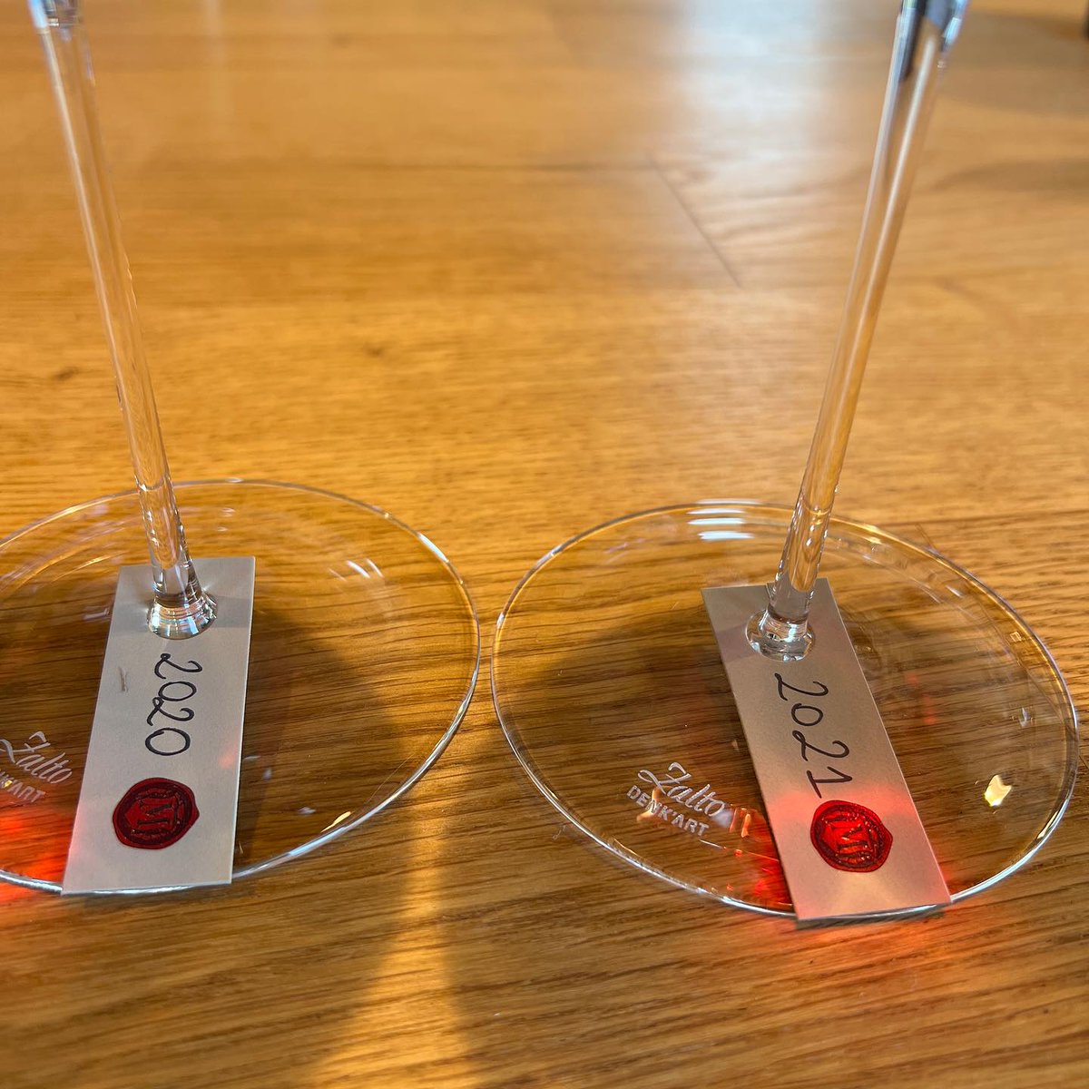 James Suckling tweet media