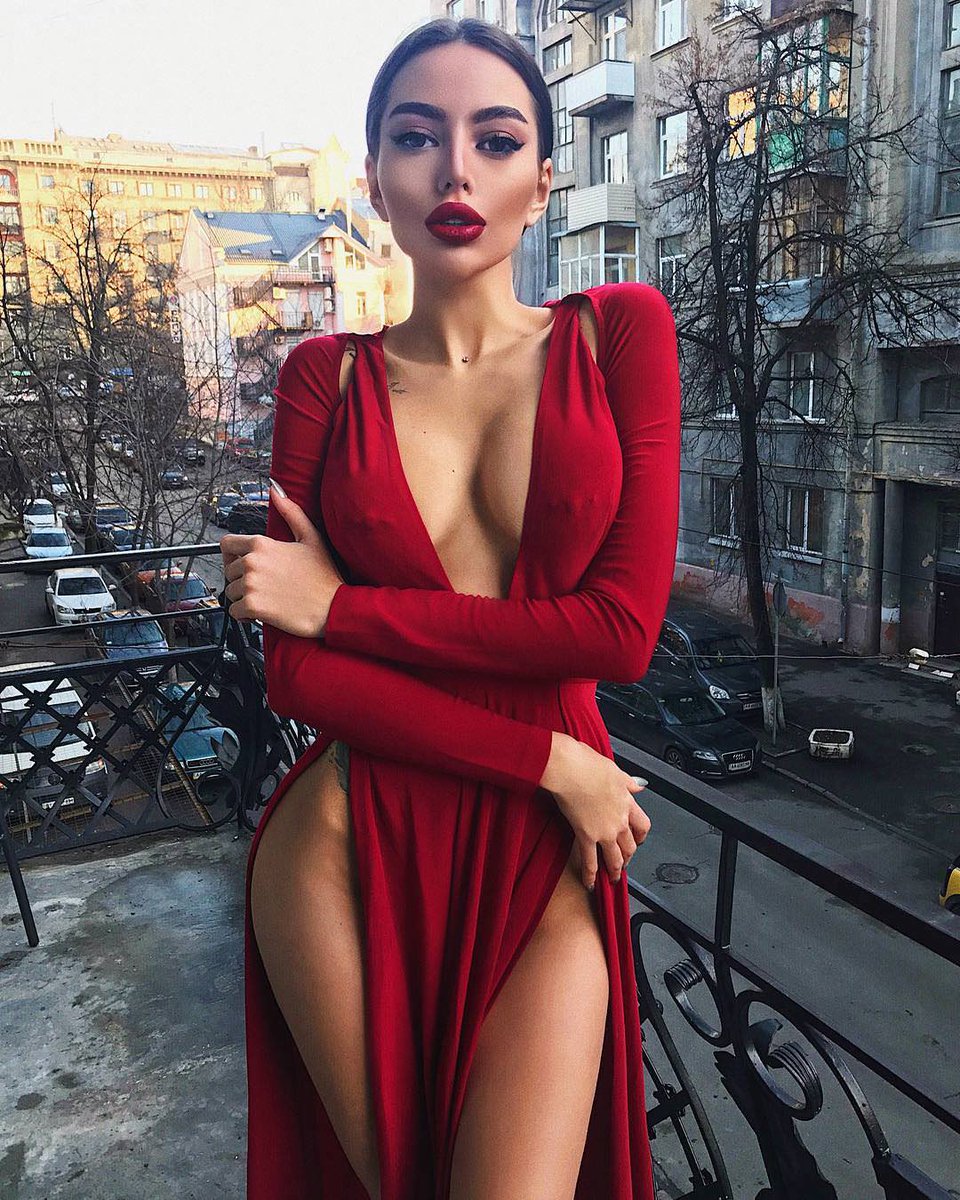 SpoiledAmelia's tweet photo. The regret only lasts seconds, but the pleasure and rush lasts forever in your mind constantly making you relapse and you know that I deserve every last penny.

So it's OK to make that mistake of sending huge tributes of $500+ to me https://t.co/BBBshJ2mnG
