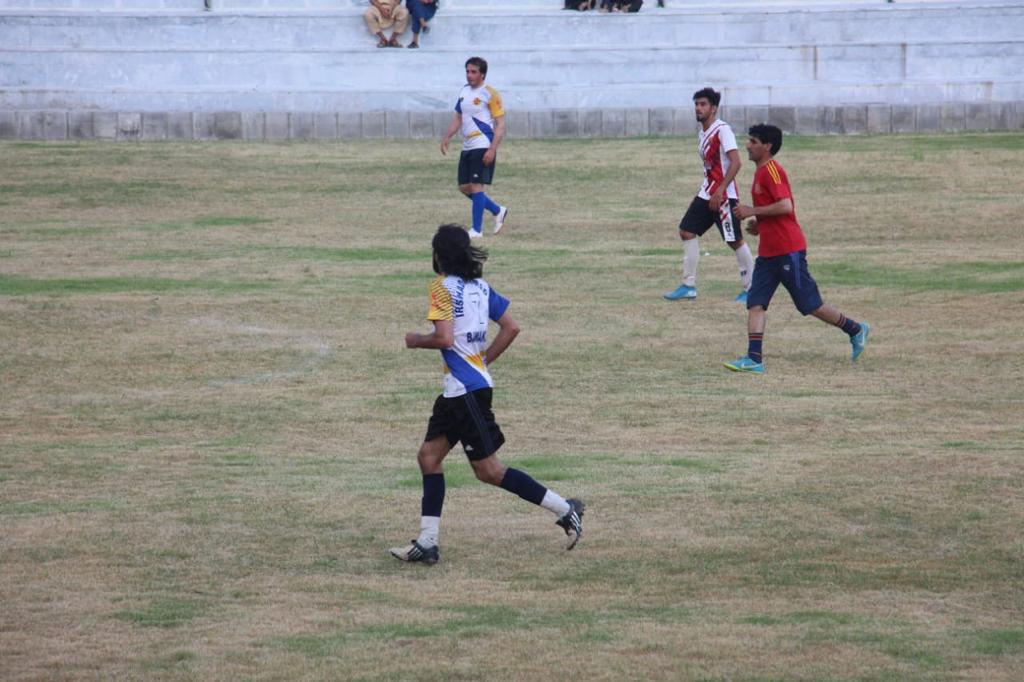 Zawarpashtun's tweet photo. Pak Army & Frontier Corps North empowering Swat Youth! Azadi Cup Football Tournament is continue in Matta with participation of 32 teams from 6 tehsils. Exciting to see locals cheering for the restoration of sports! #AzadiCup https://t.co/1ew5JrU6aZ
