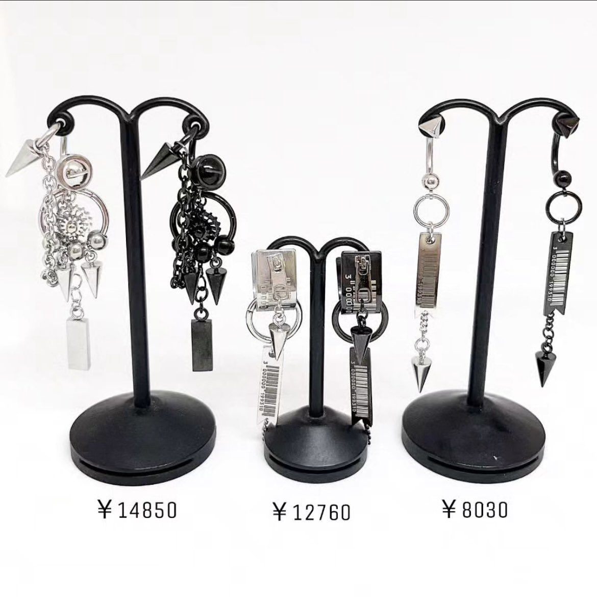 medistore_alta's tweet photo. こんにちは🎮

【CUSTOM】

先日入荷したバーコード・SteamPankシリーズのカスタムです⚙️🔩⛓

両シリーズ一緒にカスタムするとかっこよさ倍増です🕶⚡️

#MEDISTORE
#ピアス好きさんと繋がりたい
#バーコードシリーズ
#SteamPank https://t.co/3PGnzbjJoF