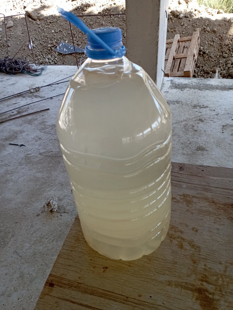 Değerli <a href="/MeskiGM/">MESKİ Genel Müdürlüğü💧</a> yetkilileri

Silifke ilçesi yeşilovacık mahallesinde 10 günden beri çeşmelerimizden akan suyun rengi bu.ve halen çözüm bulamadınız.Bu ekonomik sıkıntıda hazır suya para yetiştiremiyoruz.
<a href="/MersinValiligi/">Mersin Valiliği</a> 
<a href="/csbgovtr/">T.C. Çevre, Şehircilik ve İklim Dğş. Bakanlığı</a> 
<a href="/ahpehlivan53/">Ali Hamza Pehlivan</a> 
<a href="/RTErdogan/">Recep Tayyip Erdoğan</a>