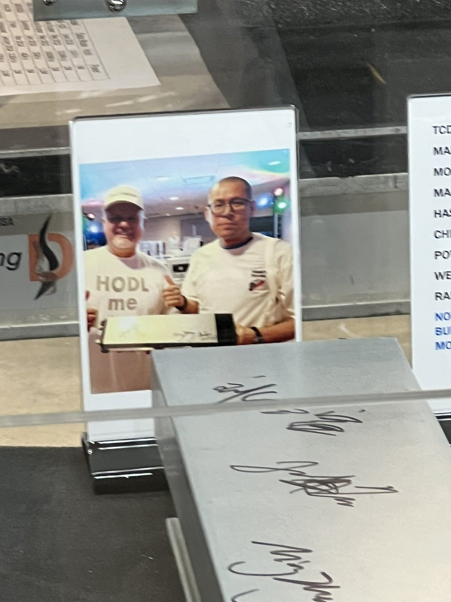 caitmbrick's tweet photo. ⛏️Digging deep into history & innovation. Grateful to share this remarkable day with incredible people! @TheCoinDad @MiningDisrupt
#MiningDisrupt #MiningConference #PegaPool #BitcoinMining #PowerMeta #AraratGlobal #Mining #MiamiBeach #HistoryMining #TheCoinDad #Bitcoin #RFK https://t.co/h78NYCjJII
