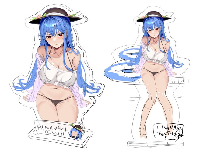 アクリルフィギュアどっちのがいいですかね…?? 