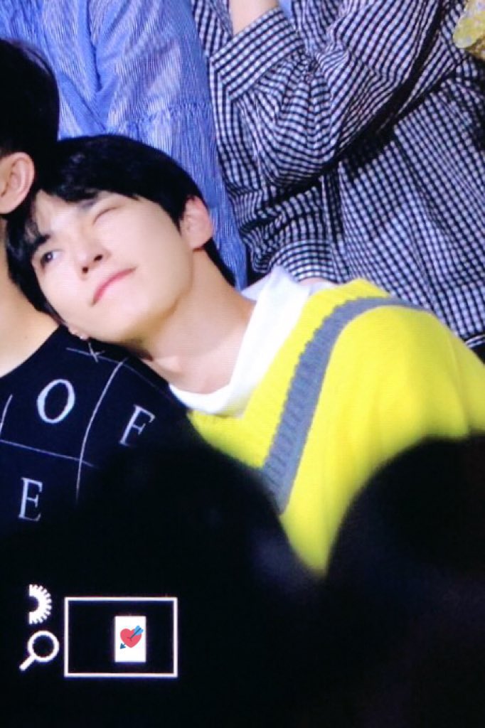 자는 줄…..                                  알앗지?