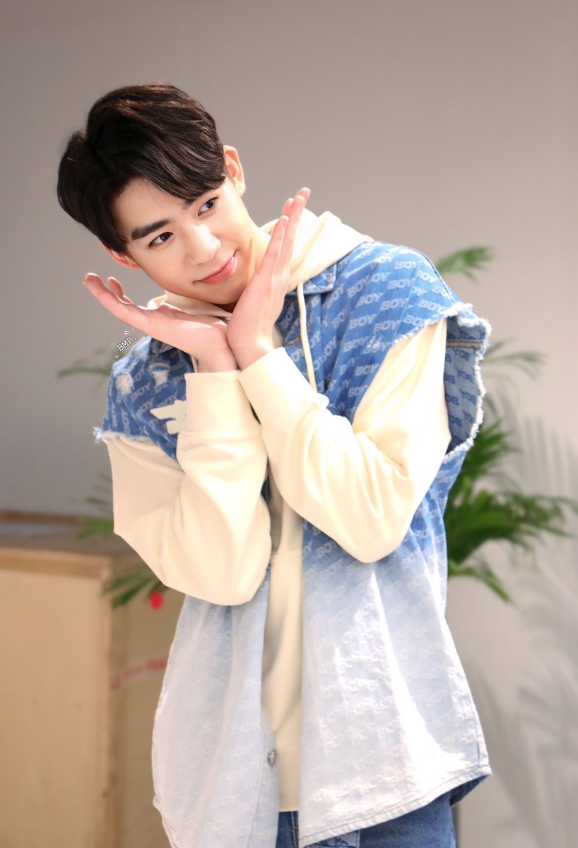 l3xxmmy_tt's tweet photo. ผมน่ารักนะ มารักผมมั้ย 🥰 เป็นกำลังใจให้บอสด้วยนะครับ @bbossppp #heroincastingcall #herointheseries #รักเสพติด #bbossppp https://t.co/SjB6UsRUNI