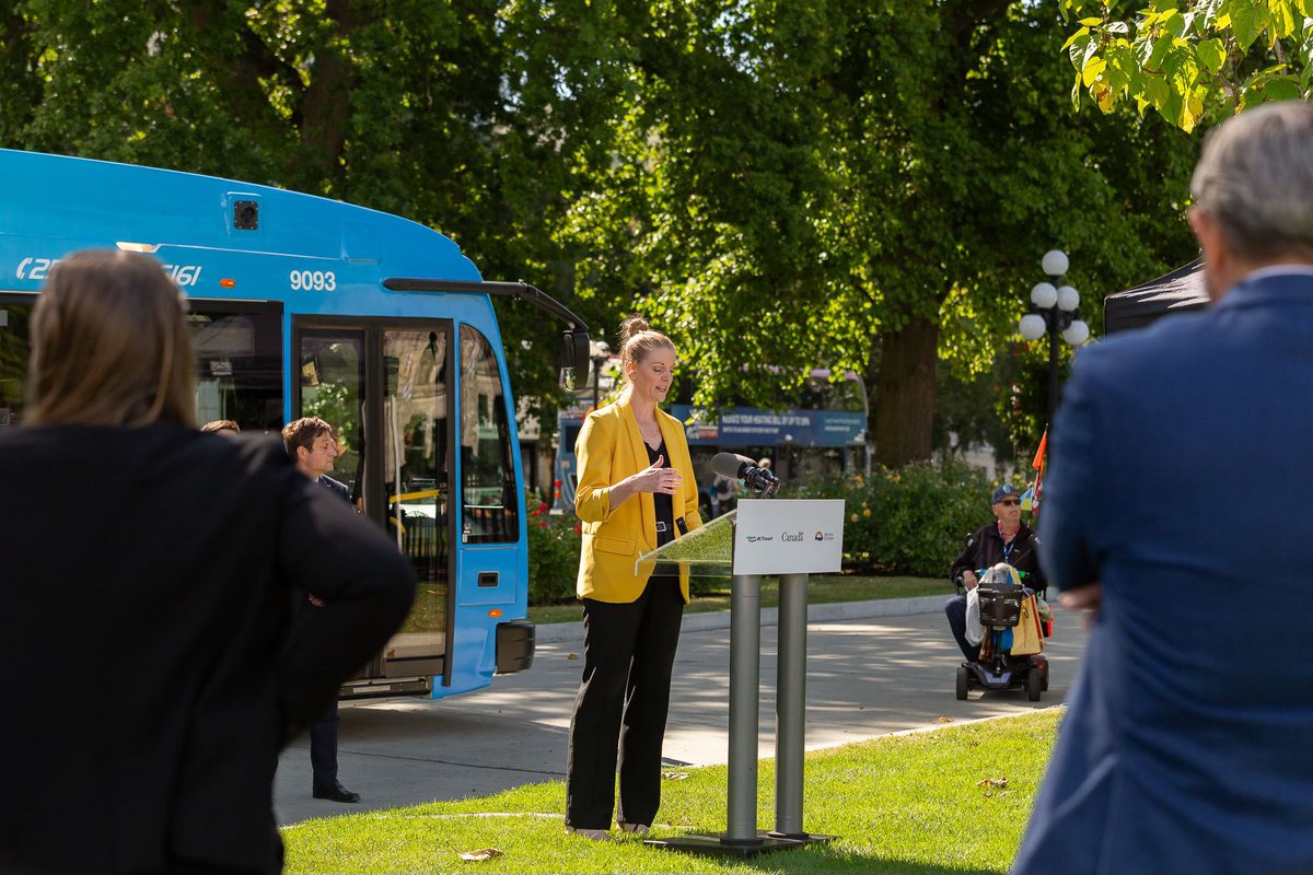 Federal/Provincial announcement today that will enable <a href="/BCTransit/">BC Transit</a> to add 115 electric buses around the province! <a href="/Rob_Fleming/">Rob Fleming</a>