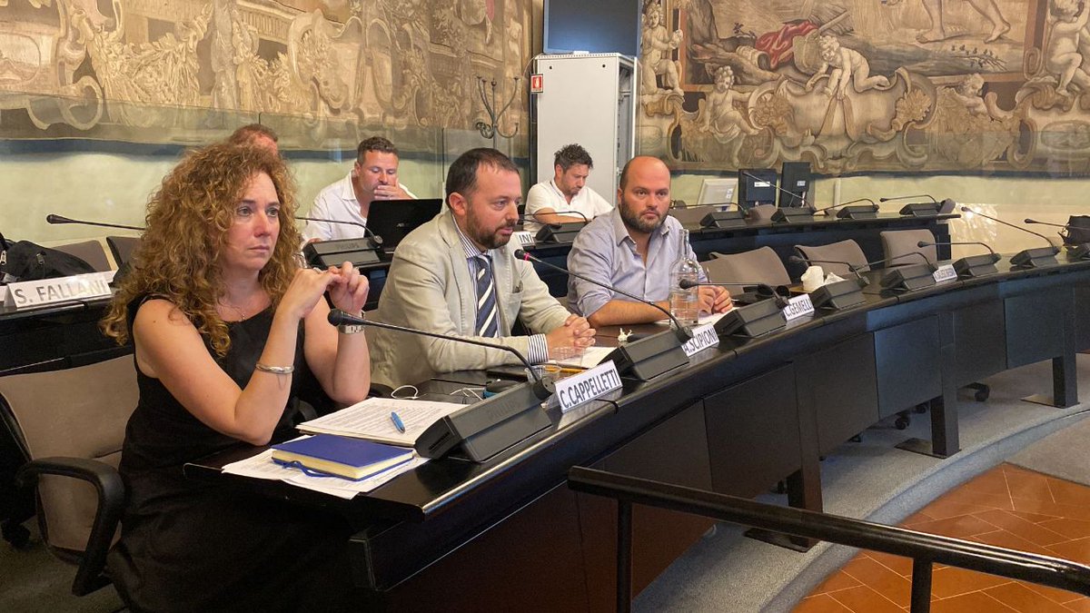 E' in corso il Consiglio della <a href="/CittaMetro_FI/">CittaMetroFI</a> 
I punti all'ODG youtu.be/6c0eWqpw0bM 
#FirenzeMetropolitana #Consiglio <a href="/DarioNardella/">Dario Nardella</a>