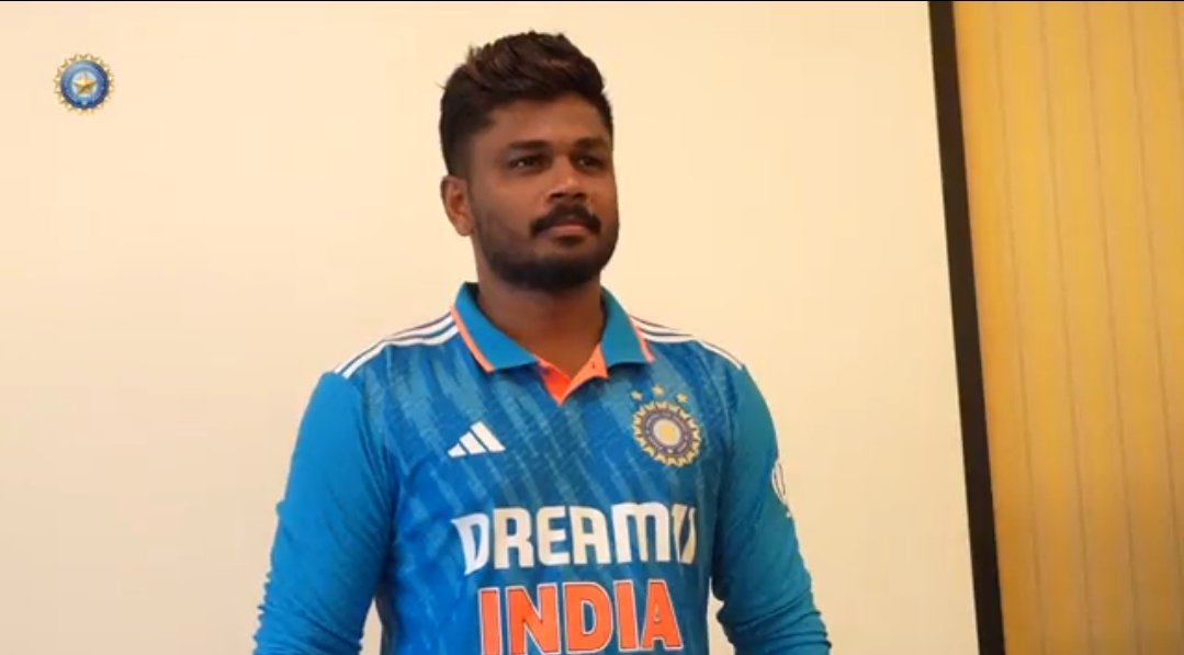 82Mohali_'s tweet photo. India's future captain in odi Jersey
#SanjuSamson #nextcaptain https://t.co/2oe8mJDwqP