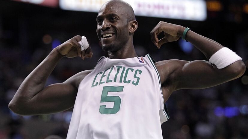 The player in the modern era that doesn't get enough respect from fans because they don't understand his impact on the game if basketball?

The Big Ticket Kevin Garnett @KevinGarnett5KG .

This legend was not just an all-time great two way player, he was a culture changer. The… https://t.co/J7zwssfrFU https://t.co/c9WCUgs3SZ