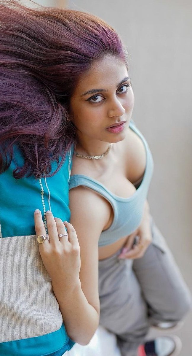 F2Bb2ZoaUAExGfh?format=jpg&name=medium