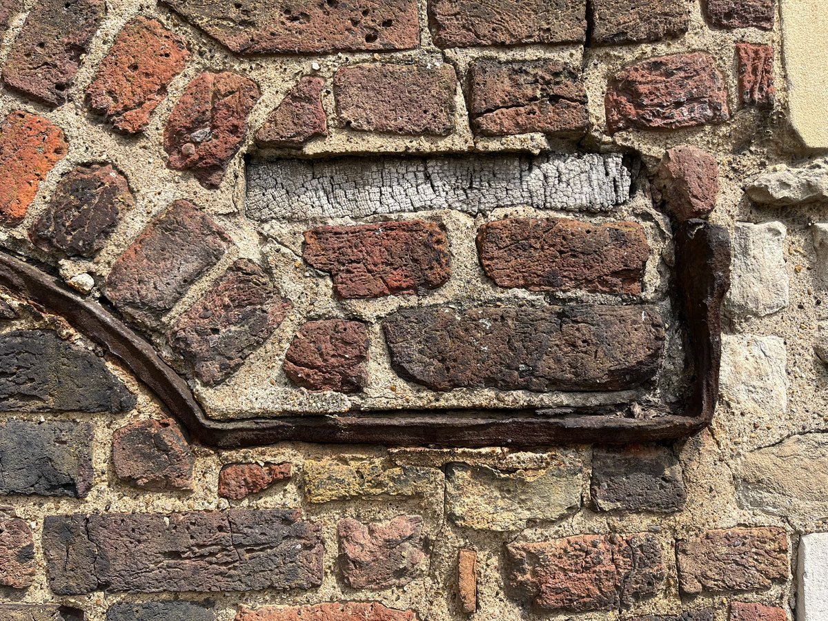 HockleyDawson's tweet photo. #ironworkThursday on the correct day for @InspectorSidell and she may know where it is https://t.co/OfUPFYnii4