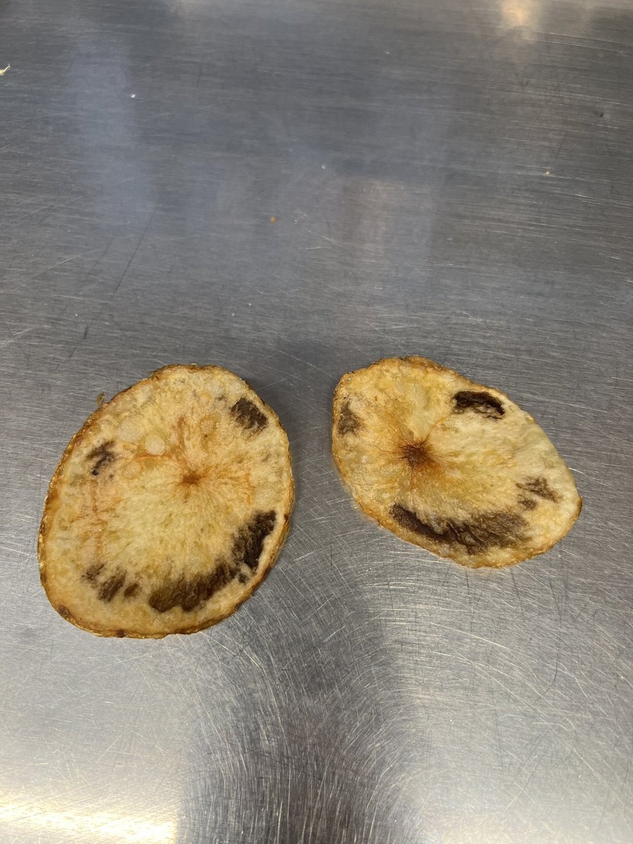 These chips and I were very happy to meet each other the other day :)
