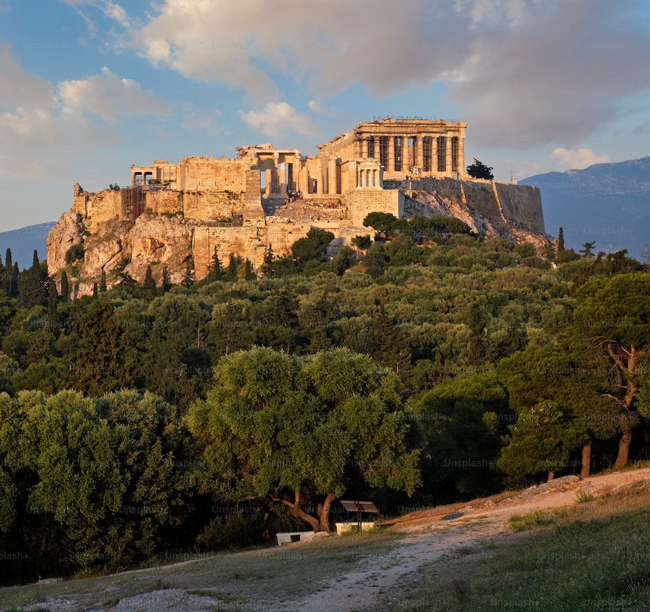 Que nous disent les sources de l'Antiquité sur les incendies / feux de forêt dans le pourtour méditerranéen ?

Platon, Hésiode, Caton l'Ancien, Lucrèce, etc. Si les sources sont abondantes, les explications demeurent parfois étonnantes. 1/17 ⤵️