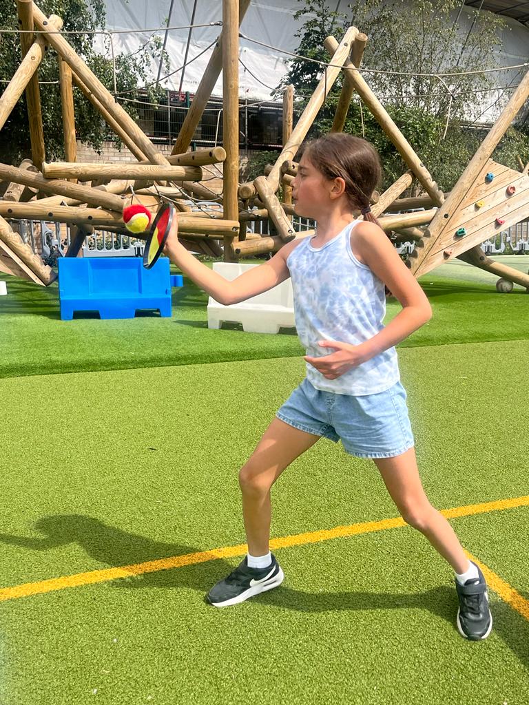 AMSportsAcademy's tweet photo. Having a Basketball Bouncing, Velcro Ball Catching and Dodgeball throwing kind of time at Camp AMSA. 

https://t.co/NyPTDtdWO4 https://t.co/eVDKZ4hzHr