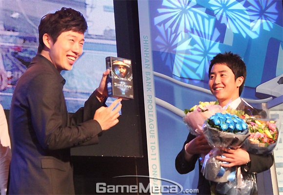 아 ㅅㅂ..............은퇴식만 보면 눈물이나