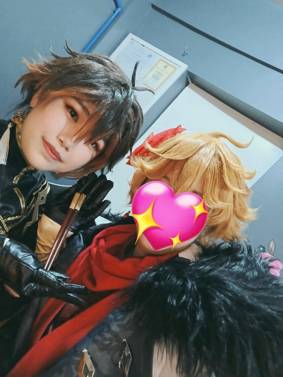 joohphobia's tweet image. Remember when Zhongli indirectly proposes to Childe by giving him an expensive set of chopsticks?

#tartali