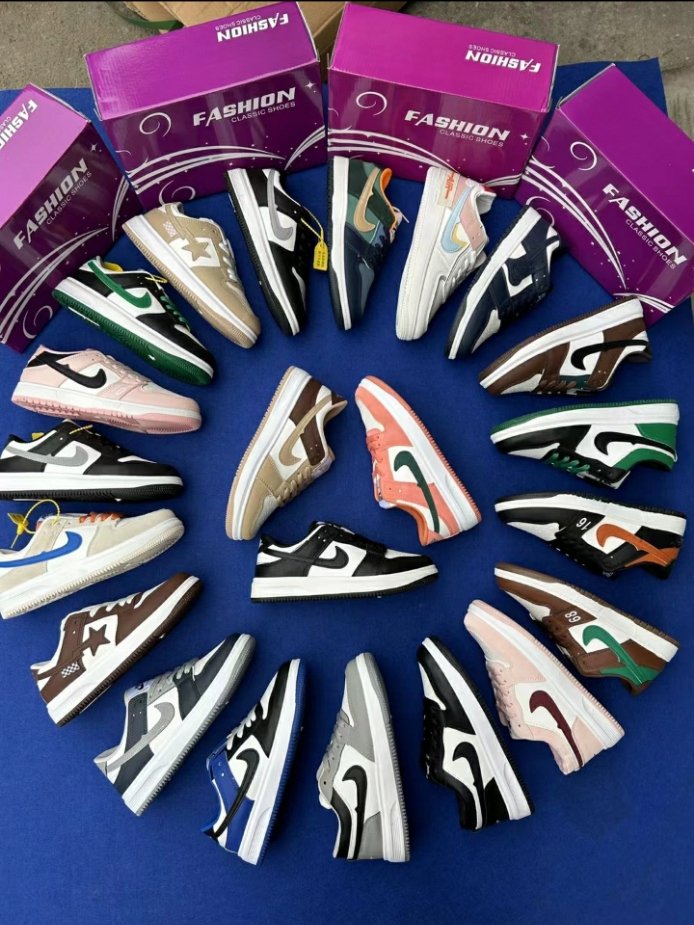 JoyKis22's tweet photo. Choice Colors Collections 👠👟
Kids shoes (Spider man, Jordan, Sandies, Air Force)
#KeepSmart👌
Whatsapp:+256-701794259 https://t.co/0dD2k30JhV