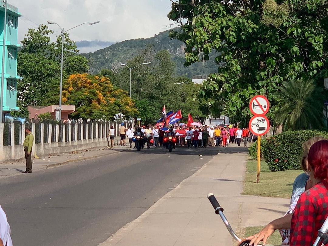 JEmilio1957's tweet photo. Hoy conmemoramos 127 años del primer levantamiento del 26 de julio en la #IslaDeLaJuventud, #Cuba. Un grupo valiente de jóvenes pineros desafiaron al colonialismo español. La Revolución cubana es una sola.  #26deJulio https://t.co/YiiyUTiwat