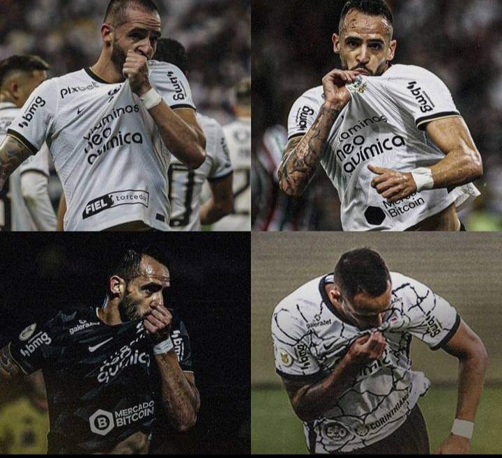 Rafinhl's tweet photo. Simplesmente o Renato Augusto Beijando o Escudo do Corinthians https://t.co/fcz4bOp2Ln
