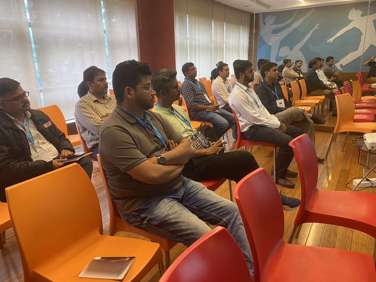 Pedro Lopes (@oraplopes) on Twitter photo Happening now! <a href="/dgielis/">Dimitri Gielis</a> talk ok #apex! Diving into components now.
<a href="/AIOUG/">All India Oracle Users Group (AIOUG)</a> <a href="/aioug_pune/">AIOUG Pune</a> #OCYatra2023 Happening now! <a href="/dgielis/">Dimitri Gielis</a> talk ok #apex! Diving into components now.
<a href="/AIOUG/">All India Oracle Users Group (AIOUG)</a> <a href="/aioug_pune/">AIOUG Pune</a> #OCYatra2023