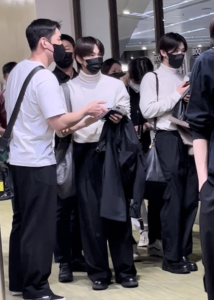 naur but pocketz and their twinnification is insane😭✋