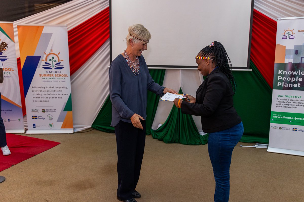 Summer_School1's tweet photo. "A momentous occasion as @Summer_School1 Cohort III participants received their well-deserved certificates from Swedish Ambassador to Kenya,@CarolineVicini,after 2-weeks of intensive training. Excited to witness their transformative impact!"
#NSSCJ3
#climatejusticeschool
@PACJA1 https://t.co/wSYJ7xW6YL