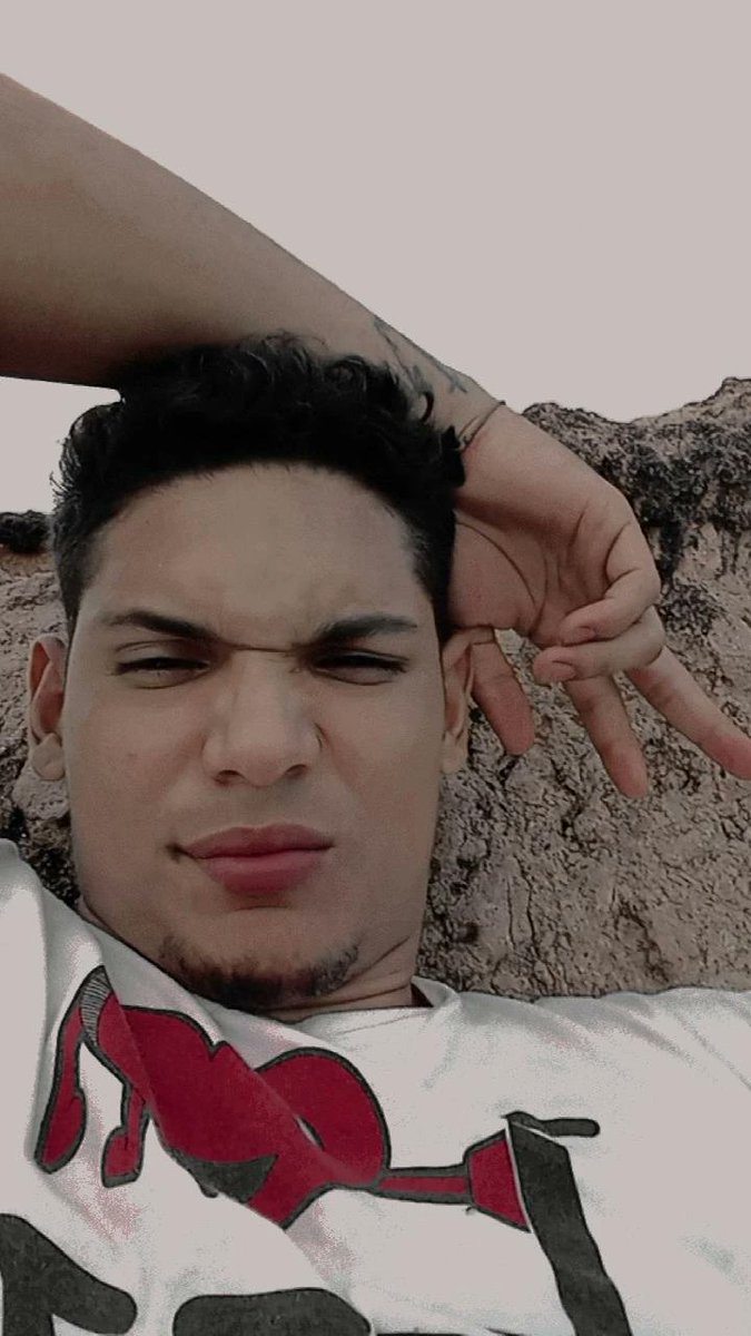 <a href="/FloresIf200026b/">Isaac Flores</a>